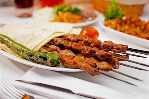  Haidong Yumurtalı Şiş Kebap: Acılı Biberlerle Buluşan Sıcak ve Dumanlı Bir Lezzet Yolculuğu!