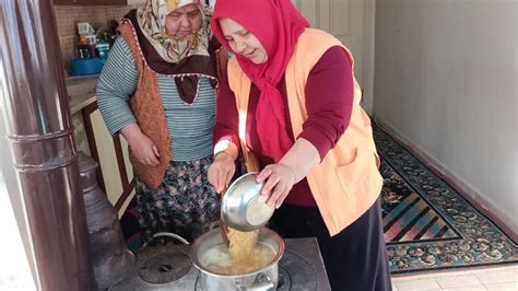  Haleem: Lezzetli Bir Et Yemeği İçin Tarihten Gelen İncelikli Bir Keşif!