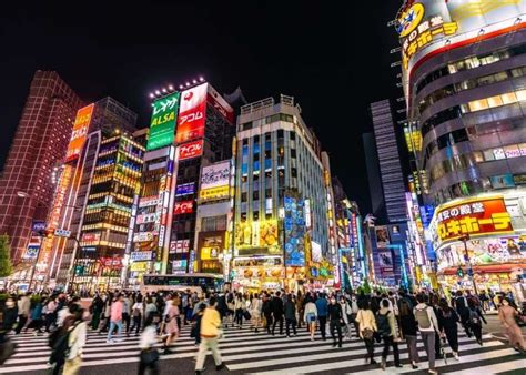 新宿ホテルパークイン、なぜか宇宙人が宿泊する理由