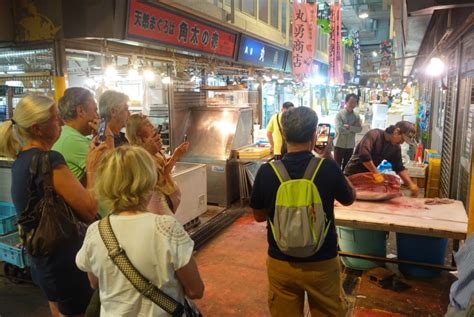 横浜中央卸売市場 ランチ - 魚介類の宝庫で味わう昼食の魅力